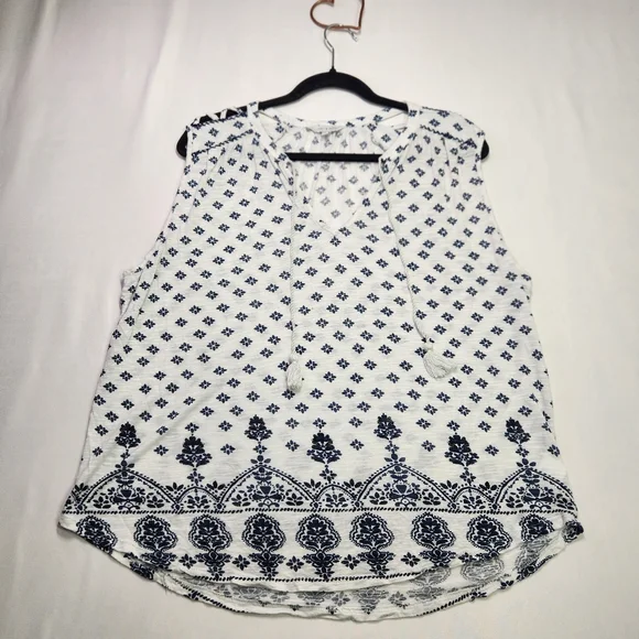 🌟Lucky Brand White and Blue Extra Large Blouse - Picture 1 of 9